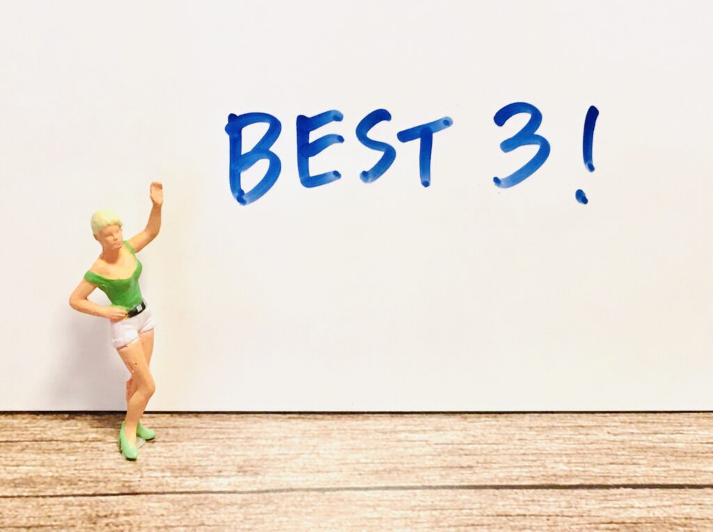 3選